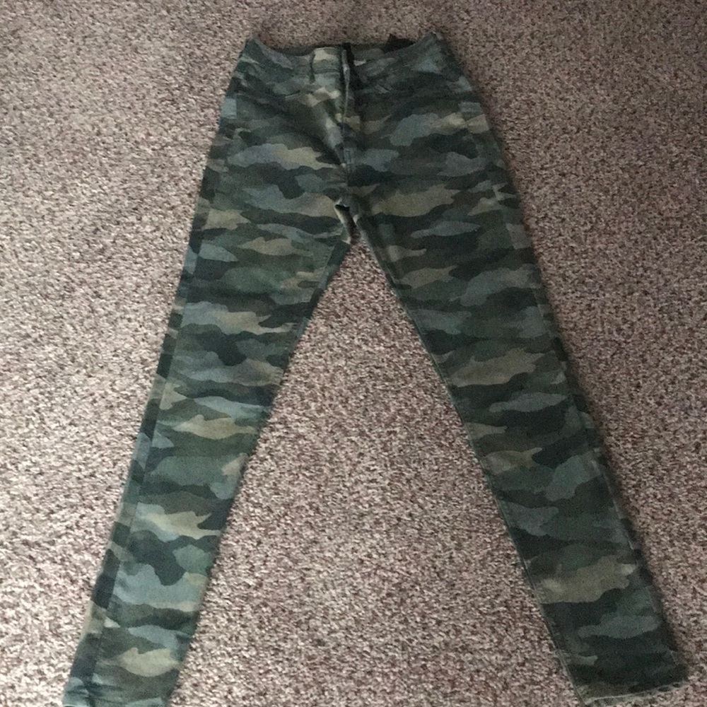 Camo jeans